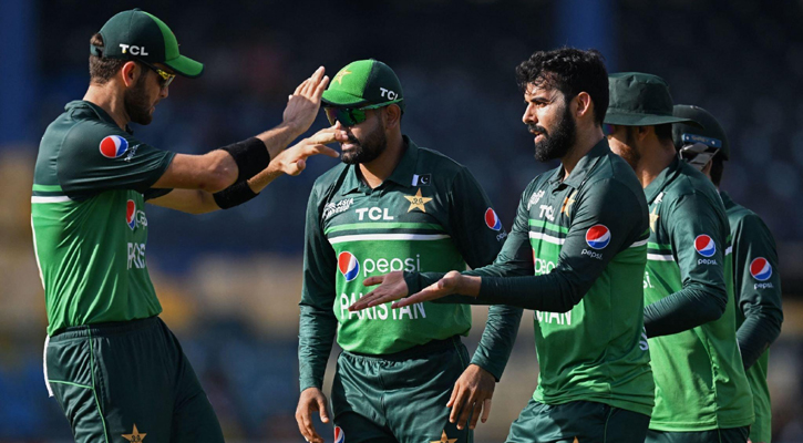 ভারত-পাকিস্তান ম্যাচে বৃষ্টির বাগড়া