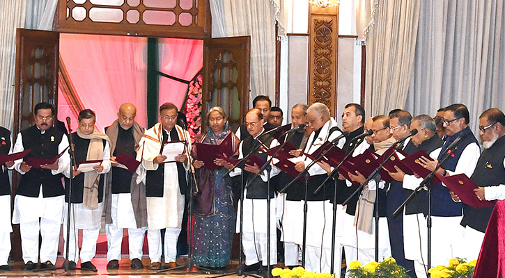 শপথ নিলেন ২৫ মন্ত্রী, ১১ প্রতিমন্ত্রী