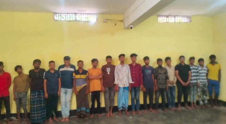খুলনায় কেএফসি-বাটায় ভাঙচুর-লুটপাটের ঘটনায় গ্রেপ্তার ৩১