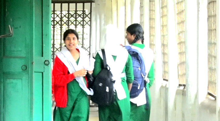 ভোলায় এসএসসি-সমমানের পরীক্ষায় অংশ নিচ্ছে ২৩৭০০ পরীক্ষার্থী