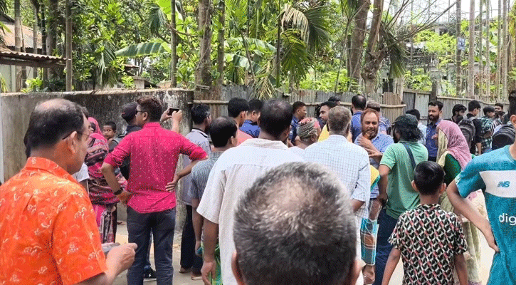 জামালপুরে মাকে কুপিয়ে হত্যা করল মাদকাসক্ত ছেলে